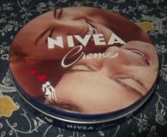 NIVEA BOX - Love Nivea Creme, 75 Ml, Germany, For Muller Croatia - Scatole