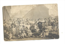 Photo Carte-Groupe Rue Du Midi Femmes + Enfants - Saint Nicolas - Tilleur   !!!   Etat Pas Terrible   !!! (Y148) B136 - Saint-Nicolas