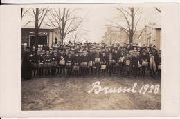 Carte Postale Photo BRUXELLES-BRUSSEL (Belgique) Groupe Etudiants-Elèves-ENSEIGNEMENT-ECOLE-UNIVERSITE- Maison R..d'Or ? - Enseignement, Ecoles Et Universités