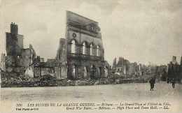 Nov13 1223 : Béthune  -  Grande Guerre  -  Grand´Place  -  Hôtel De Ville - Bethune