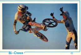 BI-CROSS - Acrobatie 1. - Moto Sport