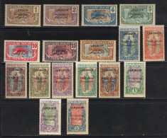 CAMEROUN N° 67 à 83 * - Unused Stamps