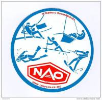 Sticker Autocollant " NAO " Vétements Isothermiques à Crépy En Valois 60 Oise - Other & Unclassified