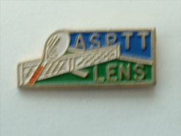 Delcampe - Pin´s LA POSTE  - ASPTT LENS TENNIS - Post