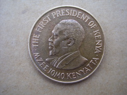 KENYA 1978 TEN CENTS   KENYATTA Nickel-Brass  USED COIN In GOOD CONDITION. - Kenia