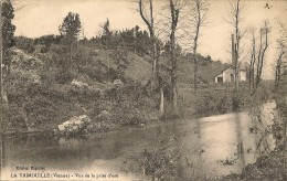 LA TRIMOUILLE    Vue De La Prise D'eau - La Trimouille