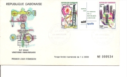 Pétrole -Essence ( FDC Du Gabon De 1969 Avec Timbres En Tryptique à Voir) - Pétrole