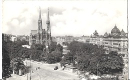 WIEN   VOTIVKIRCHE - Églises