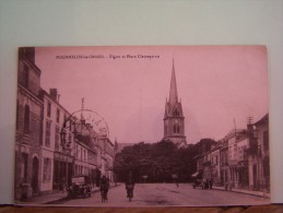 MOURMELON- LE- GRAND (MARNE)  LES COMMERCES. LES MAGASINS. LES VOITURES. EGLISE ET PLACE CLEMENCEAU - Mourmelon Le Grand