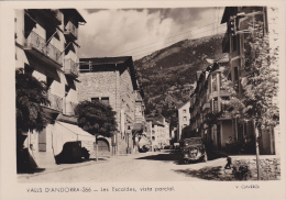 VALLS D´ANDORRA,ANDORRE,les Escaldes,apres Guerre,rue Du Village,voiture,traction, Habitants Du Village - Andorra