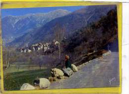 ROQUEBILLIERE - Tel Que Le Village Apparait Au Détour De La Route - Roquebilliere