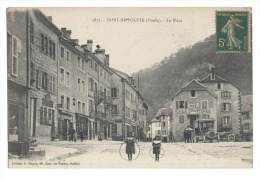 (25) SAINT-HIPPOLYTE LA PLACE 1918 Café Hôtel Restaurant À La Confiance. Animation. Dos Vert. - Saint Hippolyte