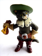 Figurine LE CHAT BOTTE - PLASTOY - - Autres & Non Classés