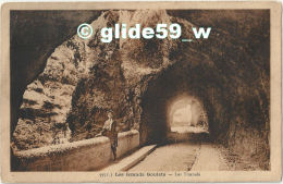 LES GRANDS GOULETS - Les Tunnels (animée) - N° 5971-7 - Les Grands Goulets