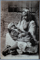 Mauresque Et Son Enfant. - Sahara Occidental