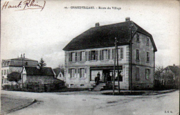 90 - GRANVILLARS - ROUTE DE VILLAGE - MAGASIN: AU BON MARCHE - Grandvillars