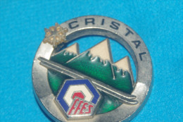 MEDAILLE INSIGNE Fédération De SKI ALPIN " CRISTAL " Signée FOURNIER - Sports D'hiver