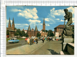 LUBECK  - Hansestadt  -  Blick Auf St Marien, Holstentor Und St Petri Von Der Pupperbrucke - Véhicules - Luebeck