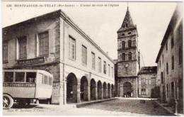 MONTFAUCON DU VELAY - L' Hotel De Ville Et L' Eglise     (63478) - Montfaucon En Velay