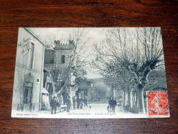 Carte Postale Ancienne : CHATEAURENARD :CHATEAURENARD : Avenue D´ Avignon , Animé RARE - Chateaurenard