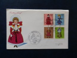 39/659    FDC.  ALLEMAGNE - Puppen