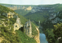 07.Ruoms.Cirque De La Madeleine Etrocher De La Cathedrale - Ruoms