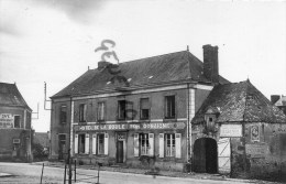 53 - ST SAINT GEMMES LE ROBERT - LA PLACE ET LA ROUTE DE MEZANGERS - HOTEL DE LA BOULE D' OR DOMAIGNE - Otros & Sin Clasificación