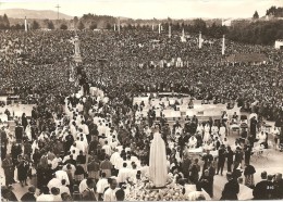 Fátima - A Imagem De Nossa Senhora Volta Para A Capelinha. Procissão. Dia De Peregrinação. - Santarem