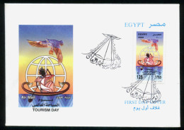 EGYPT / 2000 / AIRMAIL / WORLD TOURISM DAY / NEKHBET / PHARAONIC BOAT / EGYPTOLOGY / FDC - Brieven En Documenten