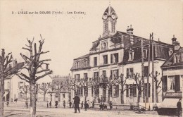 25 - L'ISLE Sur Le DOUBS - Les écoles. - Isle Sur Le Doubs