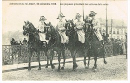 "Avênement Du Roi Albert 23 Décembre 1909 - Les Piqueurs Précédant Les Voitures De La Reine" - Festivals, Events