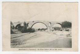 84 - Bonnieux            Le Pont Julien - Bonnieux