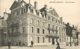 Delcampe - Réf : RY-13-1634 :   Châtellerault Hôtel - Chatellerault