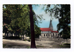 Chatou Jolie Vue Couleur Du Square Et De L'eglise Edit Abeille Cartes - Chatou