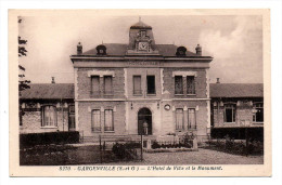 Gargenville Vue Sur La Facade Hotel De Ville Mairie De 1930 Et Une Partie Des Ecoles Ecrite En 1946 - Gargenville