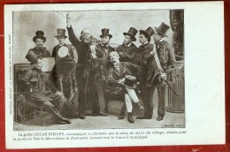 ( 54 ) Le Poète LUCAS STROFE Chante La MARSEILLAISE DE PINTENVILLE  ( Guerre Des Boërs) Devant Conseil Municipal - Music And Musicians