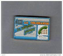 Pin´s  FRANCE  TELECOM  LA  TELECARTE  Le  Téléphone  Pratique - France Telecom