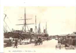 EGYPTE ALEXANDRIE LES DOCKS ,SCENE DE PORT A VOIR !! REF 16769 - Alexandria