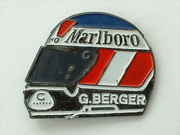 Pin´S FORMULE 1 -  RENAULT - CASQUE G.BERGER - F1