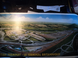 Affiche Du Terminal Britanique (British Terminal) Euro Tunnel. Par Almela R.?? LE Terminal En Illustration - Affiches