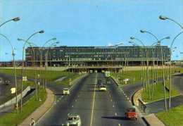 75 PARIS Aeroport De Paris Orly L'aerogare, Automobiles, Lampadaires - Paris Airports