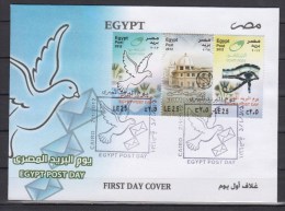 EGYPTE   2012      Premier Jour    N°  2114 / 2116              COTE     7 .50  € - Briefe U. Dokumente