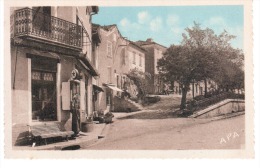 CPA MONCLAR DE QUERCY 82 QUARTIER BAS POMPE A ESSENCE APA POUX 4 - Montclar De Quercy