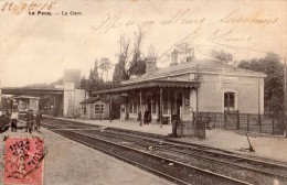 LE PECQ LA GARE ANIMEE 1905 CARTE PRECURSEUR - Le Pecq