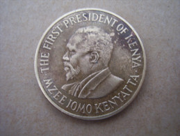 KENYA 1970 FIVE CENTS   KENYATTA Nickel-Brass  USED COIN In GOOD CONDITION. - Kenya