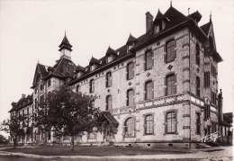 BEAUMONT-la-RONCE (37) / CPSM / SPORTS / CHATEAU / Château De La Haute Barde / Façade Est - Beaumont-la-Ronce