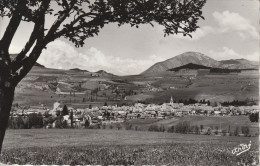 MENS  (38)  Vue Générale. Au Fond, Le Vercors - Mens