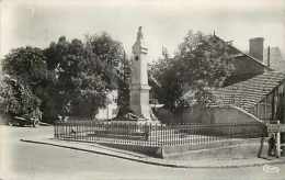 Lozère - Ref.  L 276  -  Aumont - Le Monument Aux Morts - Carte Bon état - - Aumont Aubrac