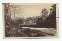 Montclar-de-Quercy (82)  : Vue Générale Prise De La Route D´accès En 1945  PF. - Montclar De Quercy