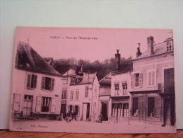 VERZY (MARNE) LES COMMERCES. LES MAGASINS. LES PHARMACIES. PLACE DE L´HOTEL-DE-VILLE - Verzy